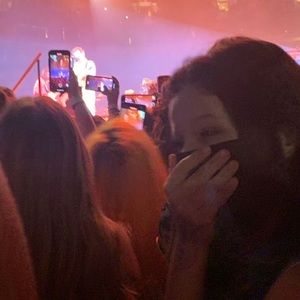 Meet your Posher, Laney